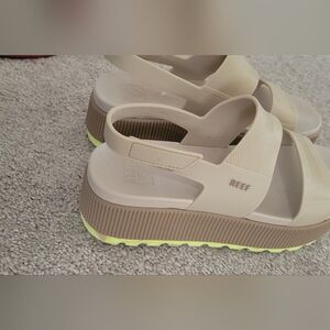 Reef Women's Beige Platform Sandals